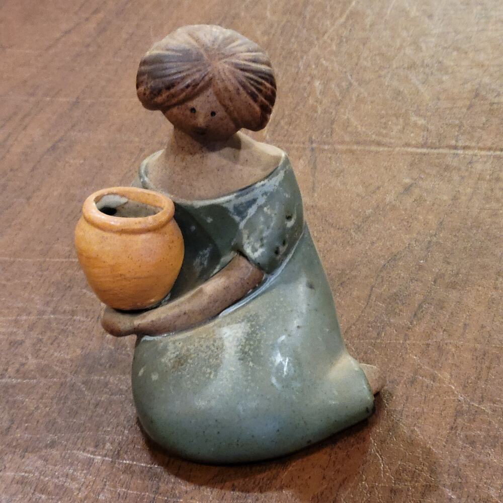 Vintage UCCTI Japan Girl wirh Pot Clay Figurine